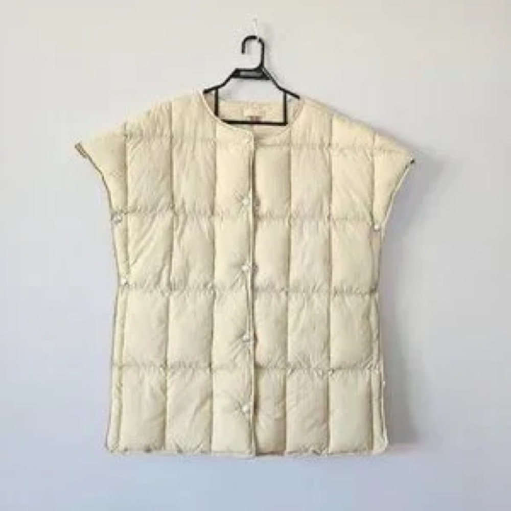Anthropologie Ivory Quilted Puffer Vest